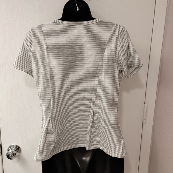 DONATED 💜 3/$18 LAZY SUNDAYS peplum striped top - Picture 5 of 7